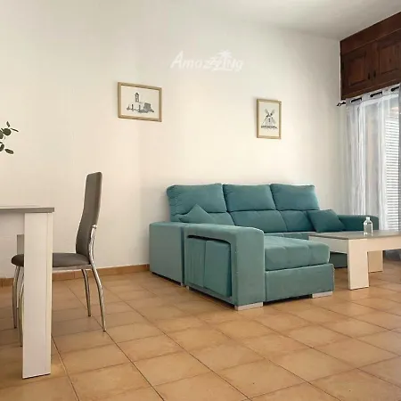 Pascual With Private Garden, Patio And Bbq By Amazzzing Travel Corralejo