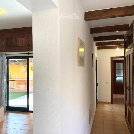 Pascual With Private Garden, Patio And Bbq By Amazzzing Travel Willa *