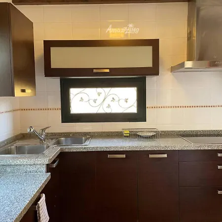 Pascual With Private Garden, Patio And Bbq By Amazzzing Travel