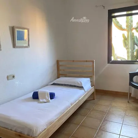 Willa Pascual With Private Garden, Patio And Bbq By Amazzzing Travel Corralejo